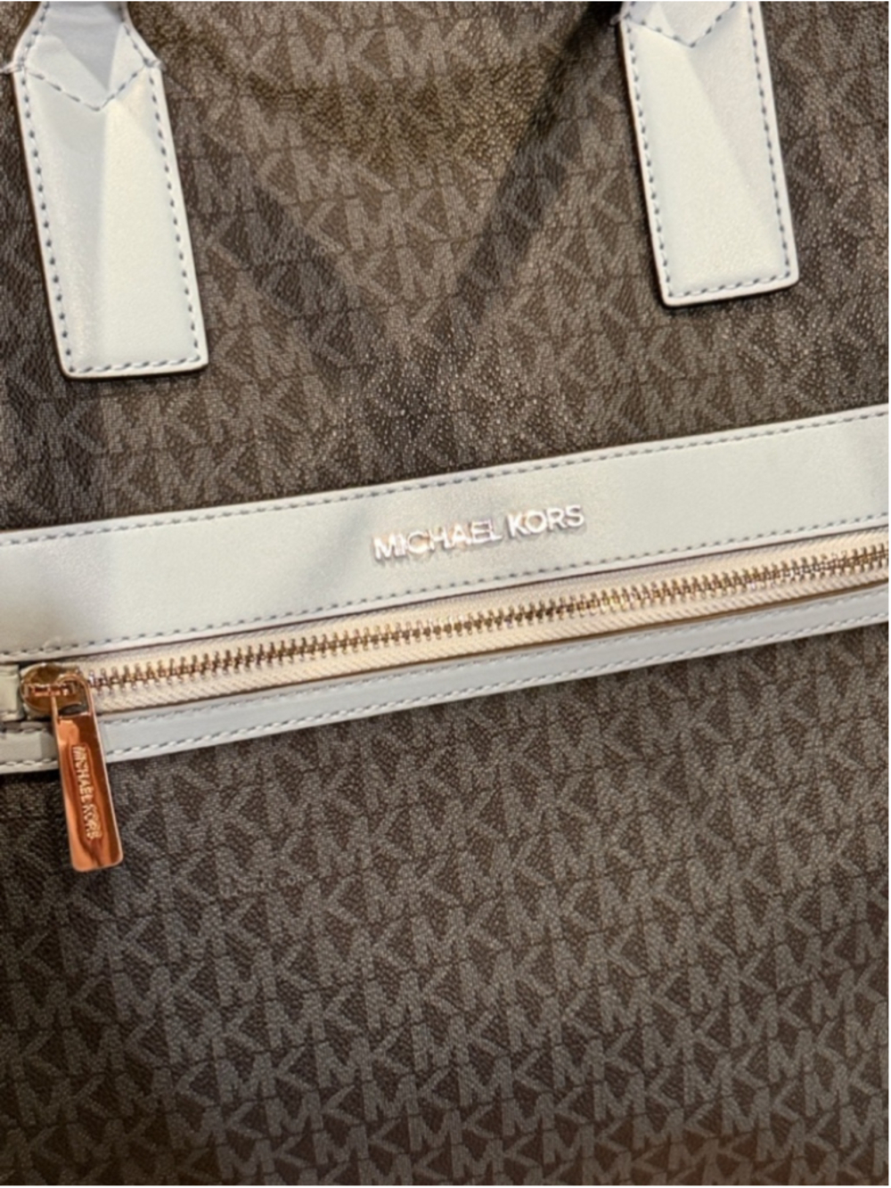 Michael Kors Large North South Tote - Picture 9 of 9